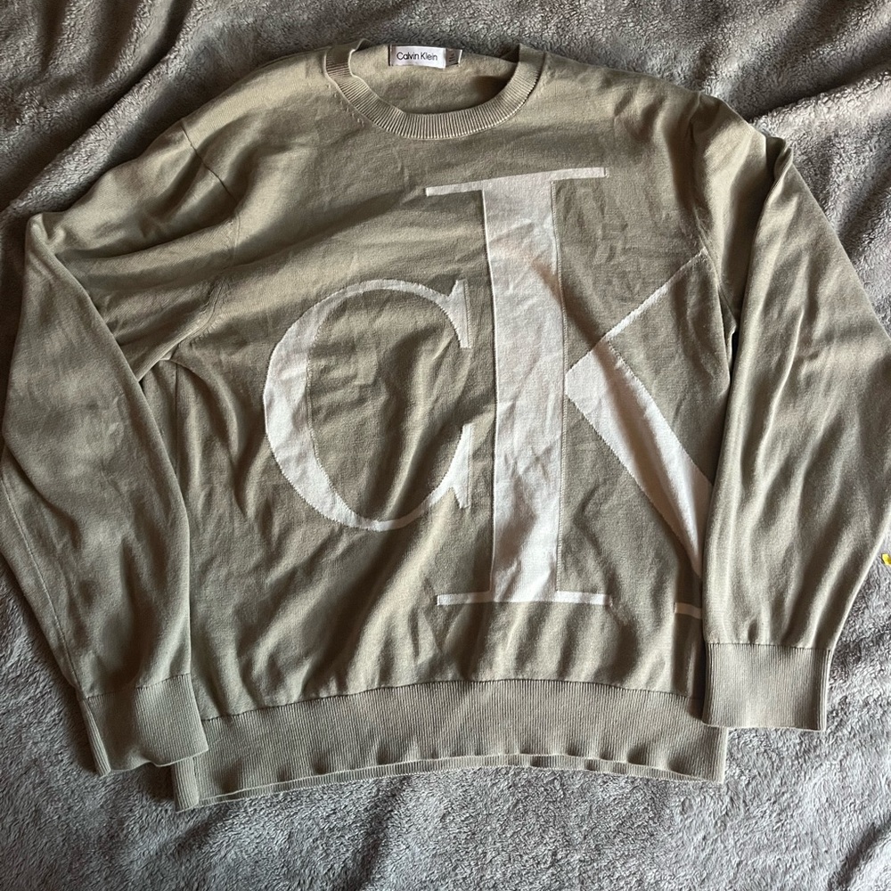Calvin Klein Men's Crewneck Sweater in Olive